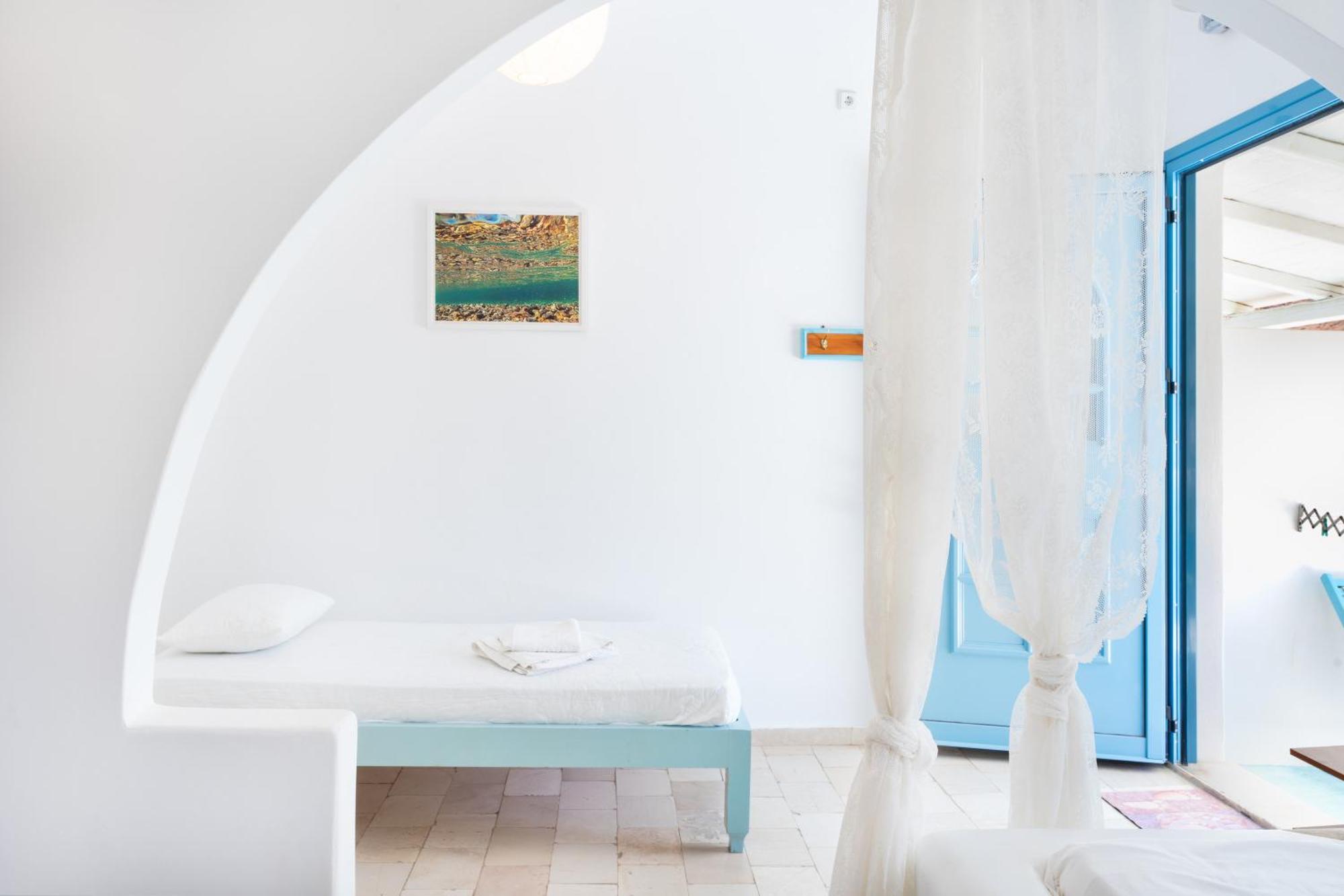 Beachfront Lampis Dolphin 4 Skala  Ngoại thất bức ảnh